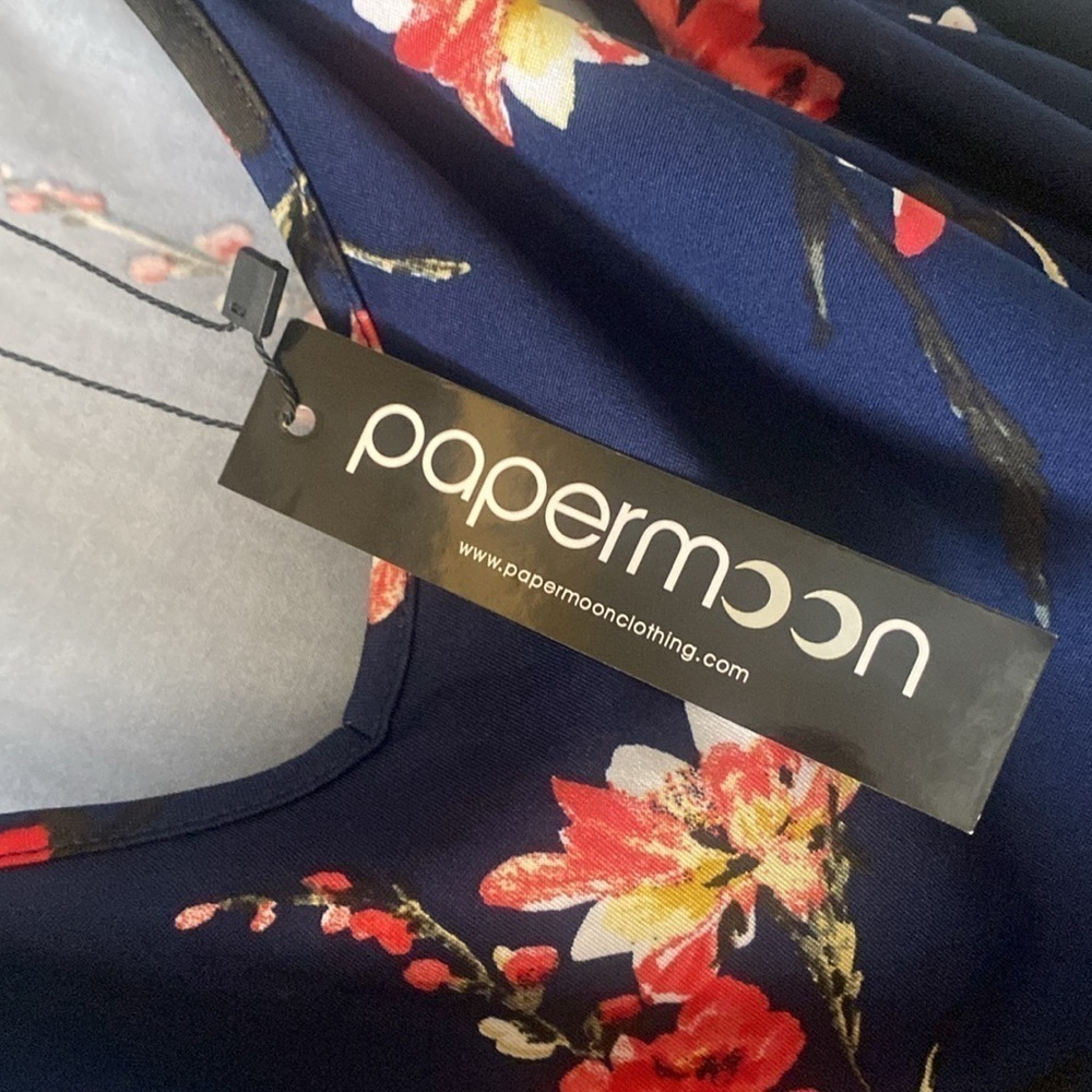 NWT: Papermoon Basima Back detail Knit Tank in Navy floral Size 1X Stitchfix - Picture 7 of 10